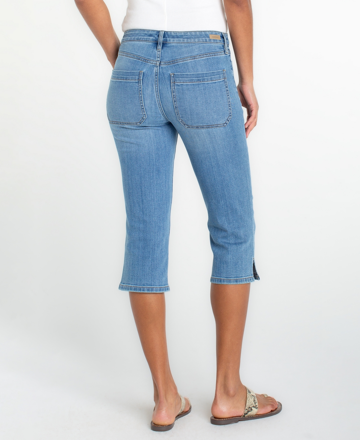 Liverpool Los Angeles Petite Mid-Rise Capri Jeans