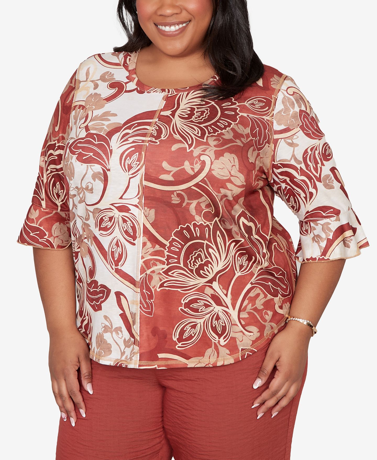Женский топ Alfred Dunner Plus Size Spice Market Spliced Colors Scroll Print, цвет: Коричневый разноцветный — фото 3