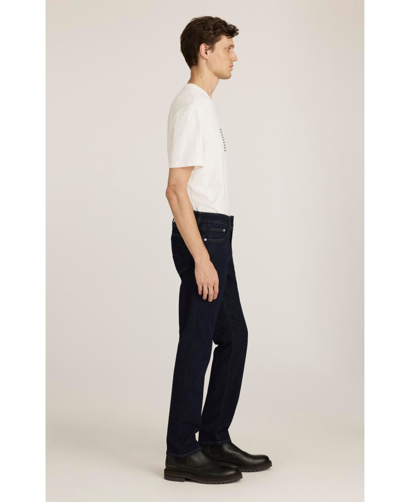 Мужские джинсы Mavi Jeans Jake Slim Leg In Rinse Feather Denim, цвет: Полуночный синий — фото 2