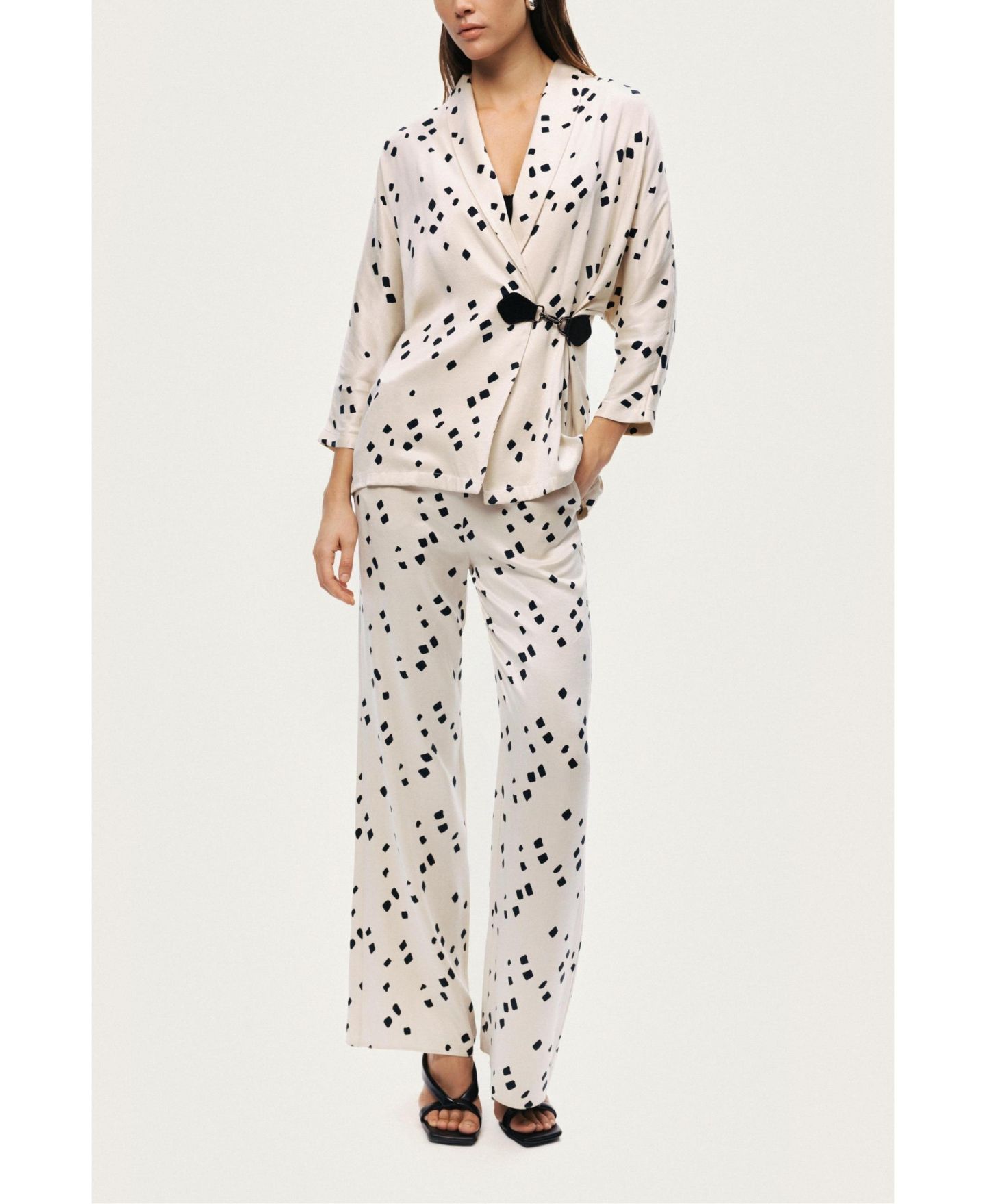 Женская куртка NOCTURNE Printed Wrap — фото 2
