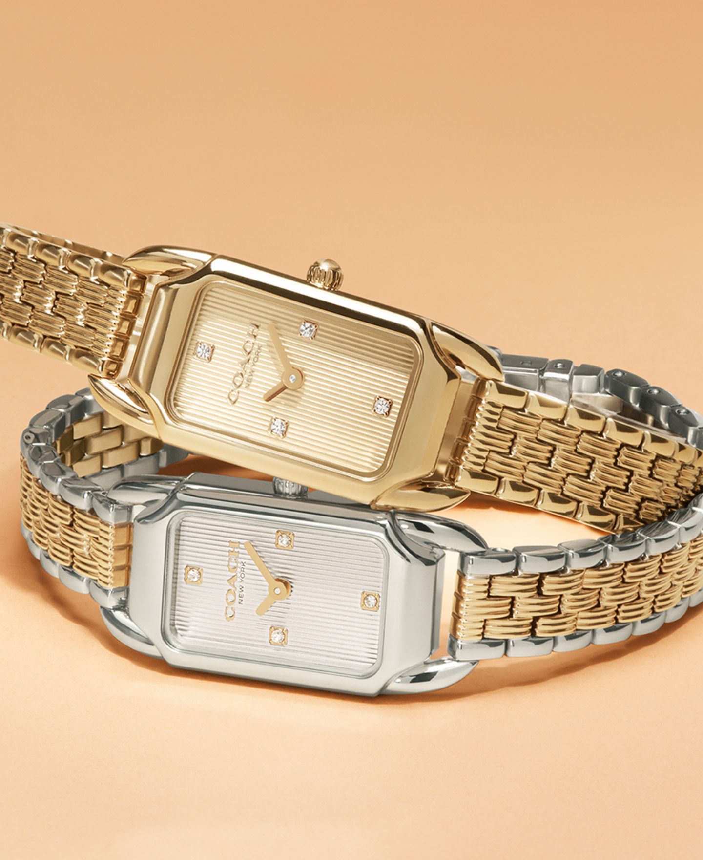 Женские часы COACH Cadie Gold Tone Stainless Steel Bracelet Watch, 17.5mm — фото 6