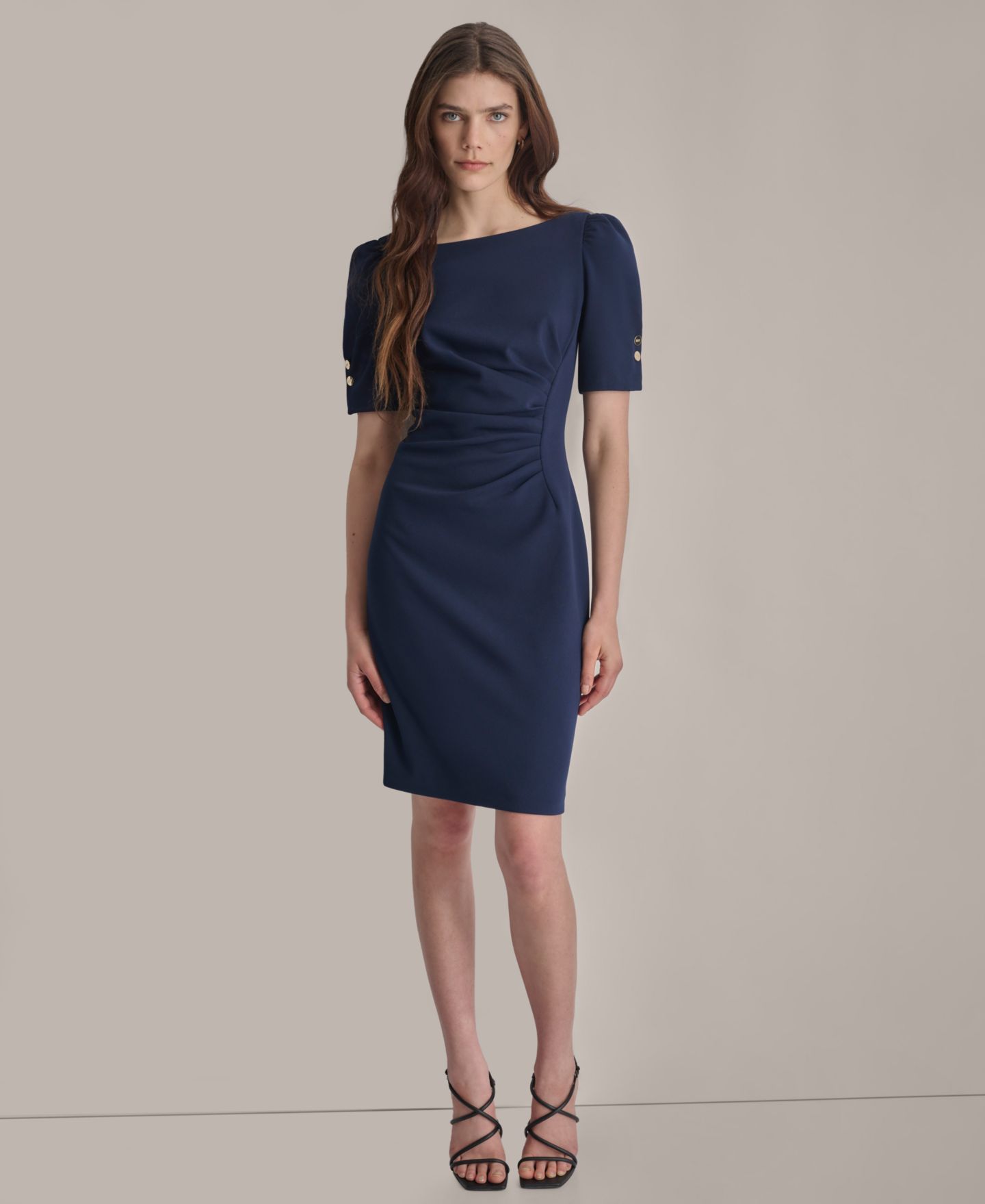Женское платье DKNY Petite Ruched Jewel Neck Sheath, цвет: Синий — фото 2