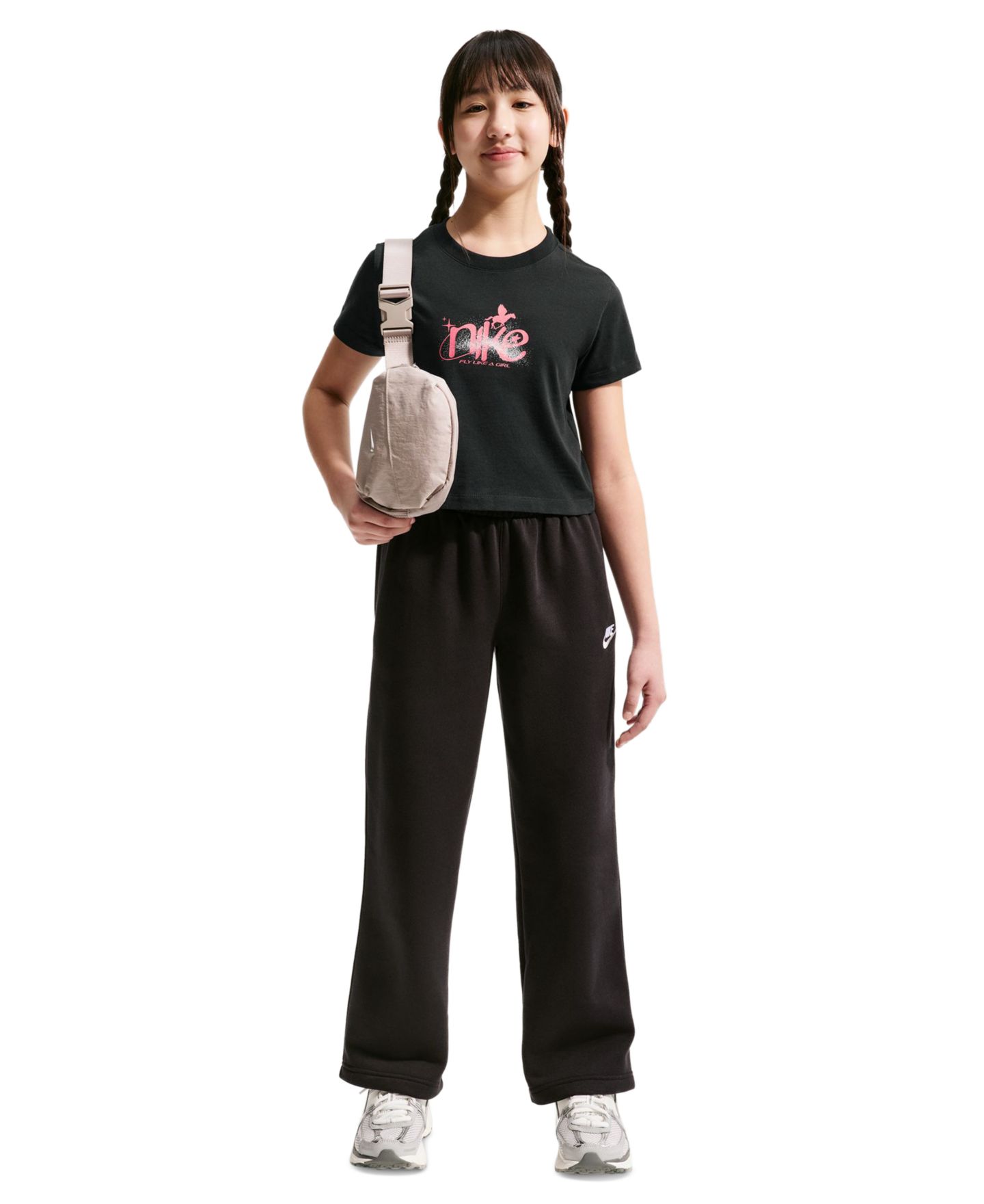 Футболка Nike Sportswear Cropped Mod Short-Sleeve T-Shirt для девочек, цвет: Чёрный — фото 1
