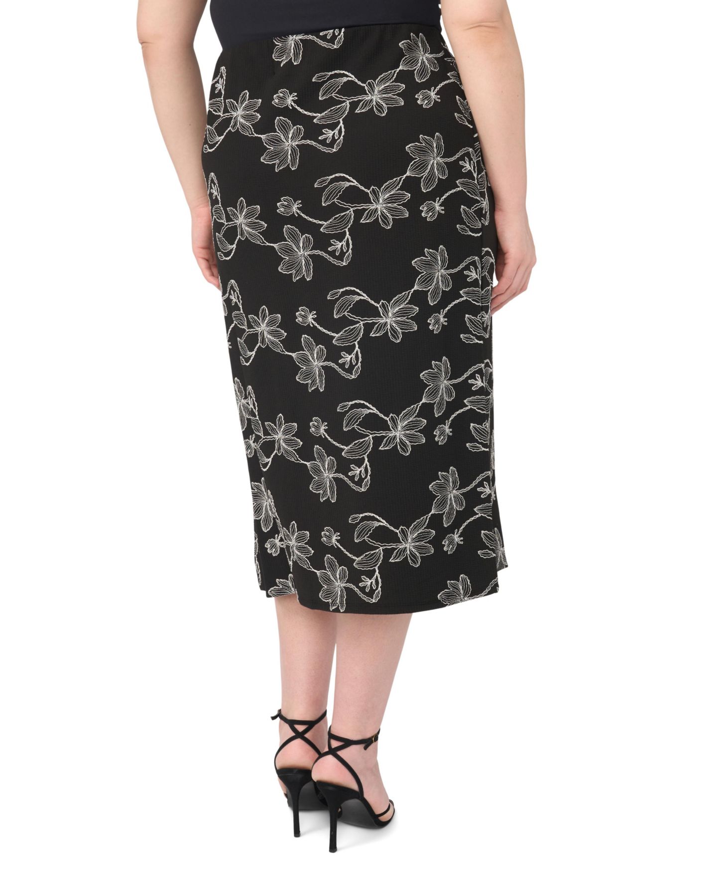 Женская юбка Vince Camuto Plus Size Floral Embroidered Pull-On Midi, цвет: Насыщенный чёрный — фото 4