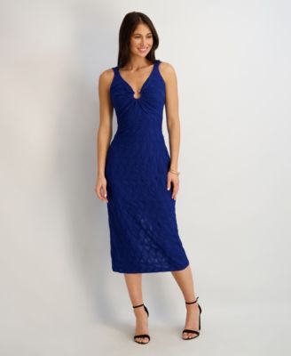 Women's Textured Knit Plunge-Neck Scoop-Back Dress