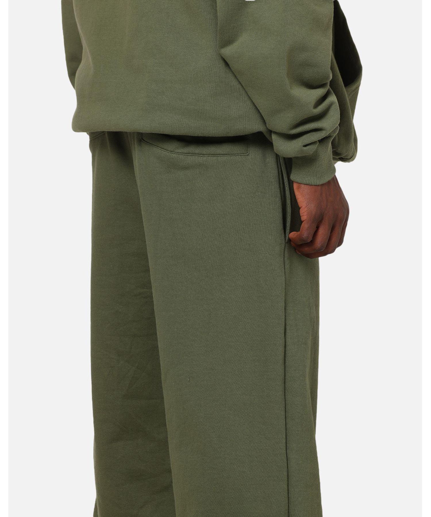 Men's Terrace Relaxed Fit Embroidered Logo Trackpants