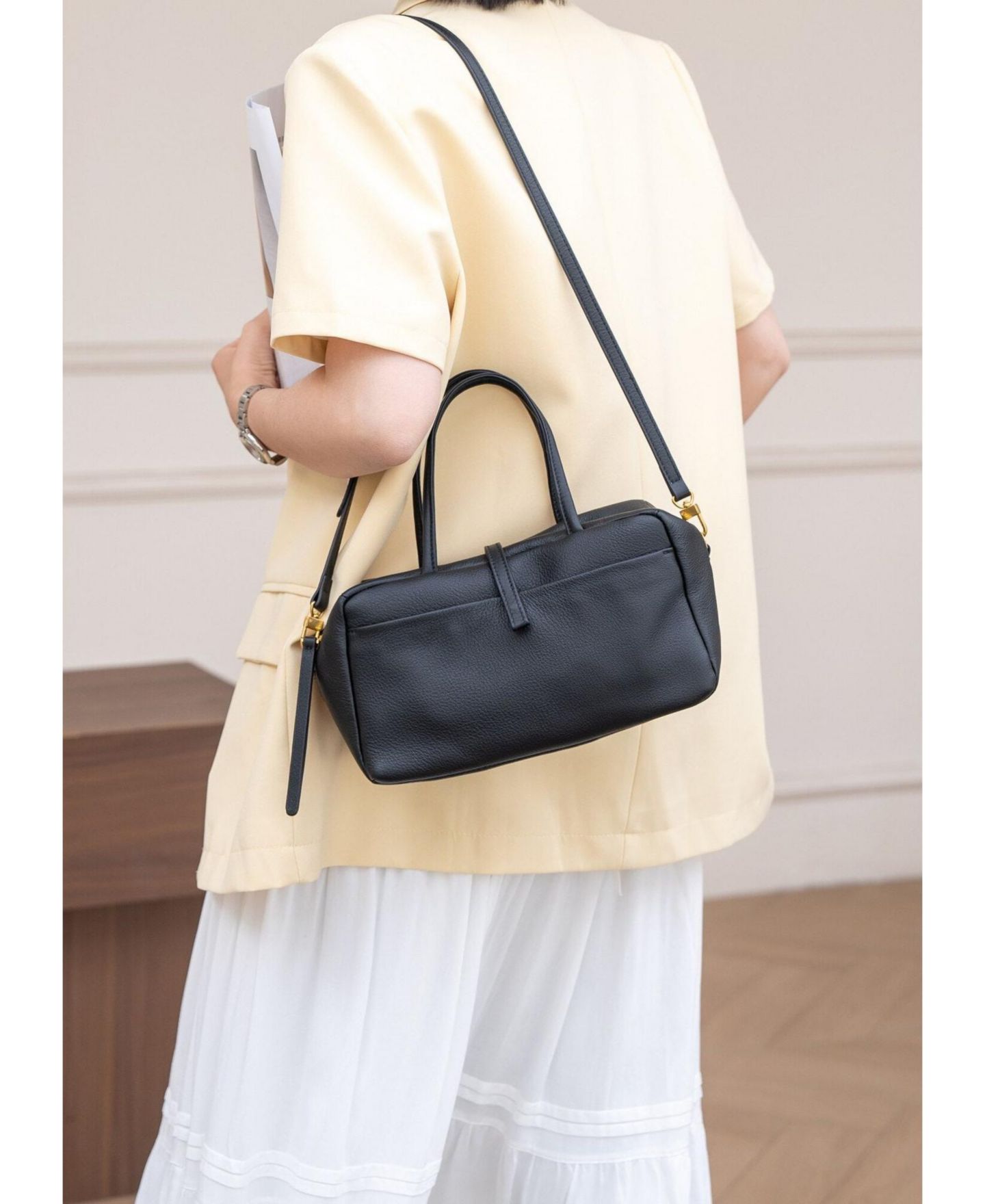 Женская сумка SUSU Madison Soft Pebbled Leather Mini Top Handle Satchel Crossbody Bag Small Structured Camera Handbag, цвет: Чёрный — фото 2