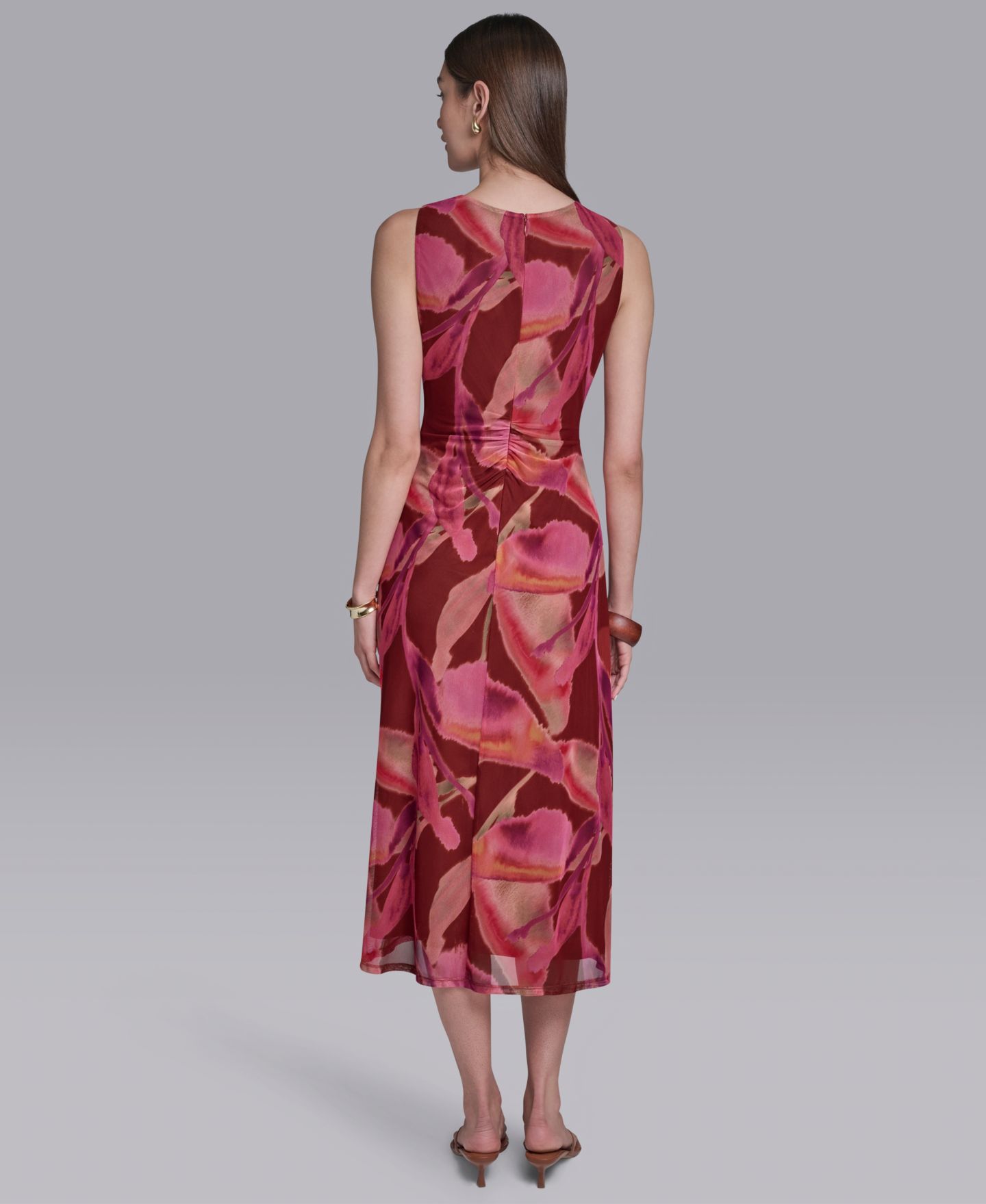 Женское платье Halston Printed Crewneck Bodycon Keyhole Detail Midi, цвет: Коньячный разноцветный — фото 5