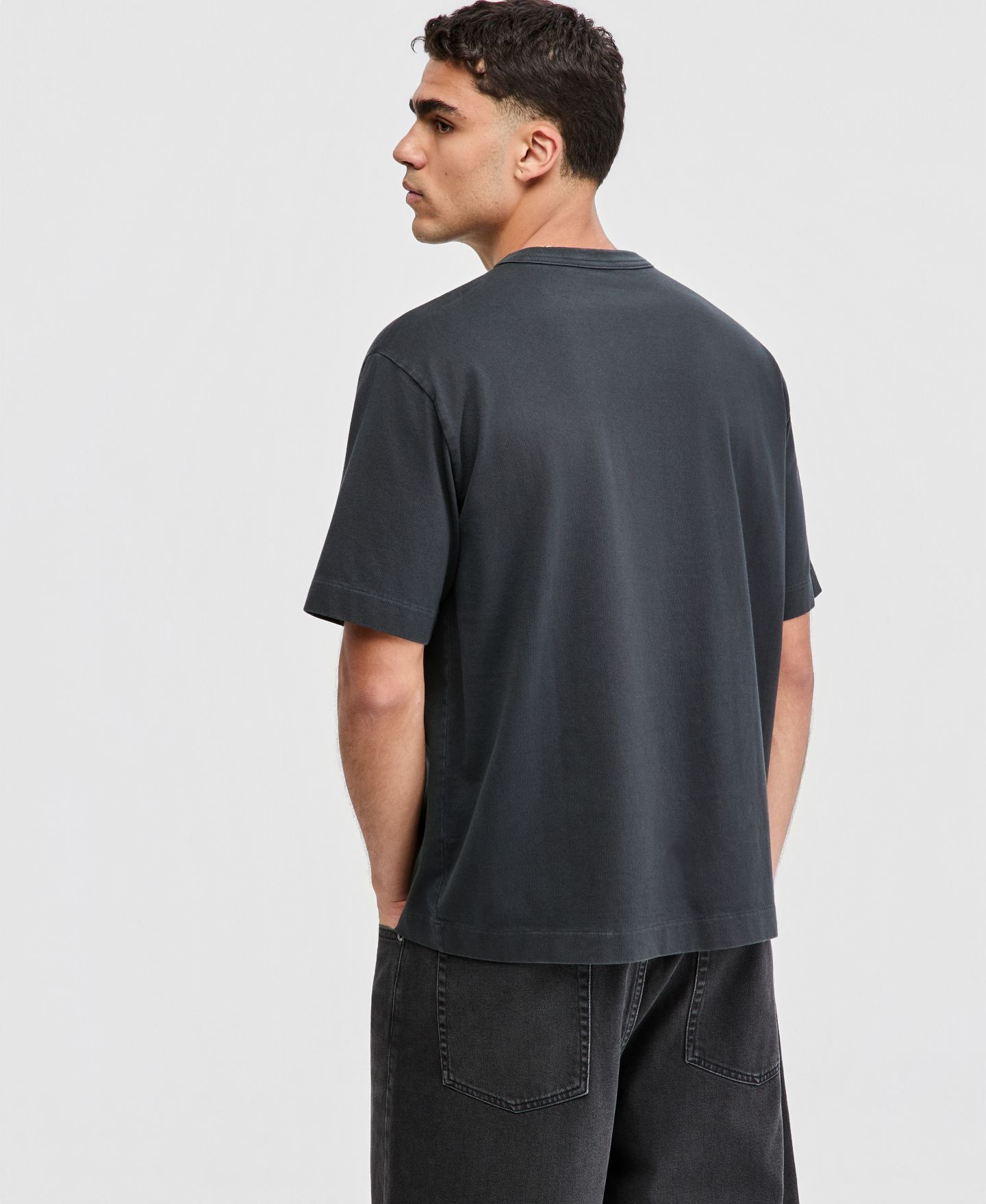 Мужская футболка Mode of One Relaxed-Fit Washed Pocket, цвет: Глубокий чёрный — фото 3