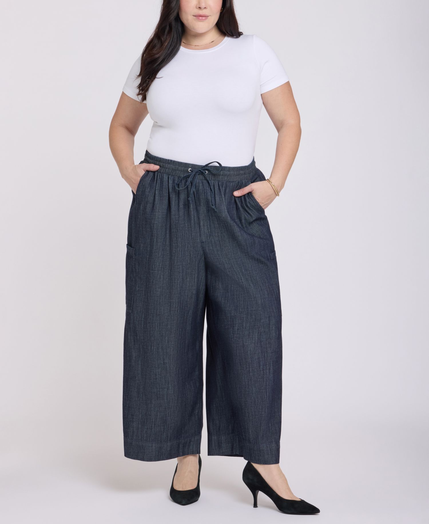 Plus Size Whitney Pull-On Cargo Crop Pants