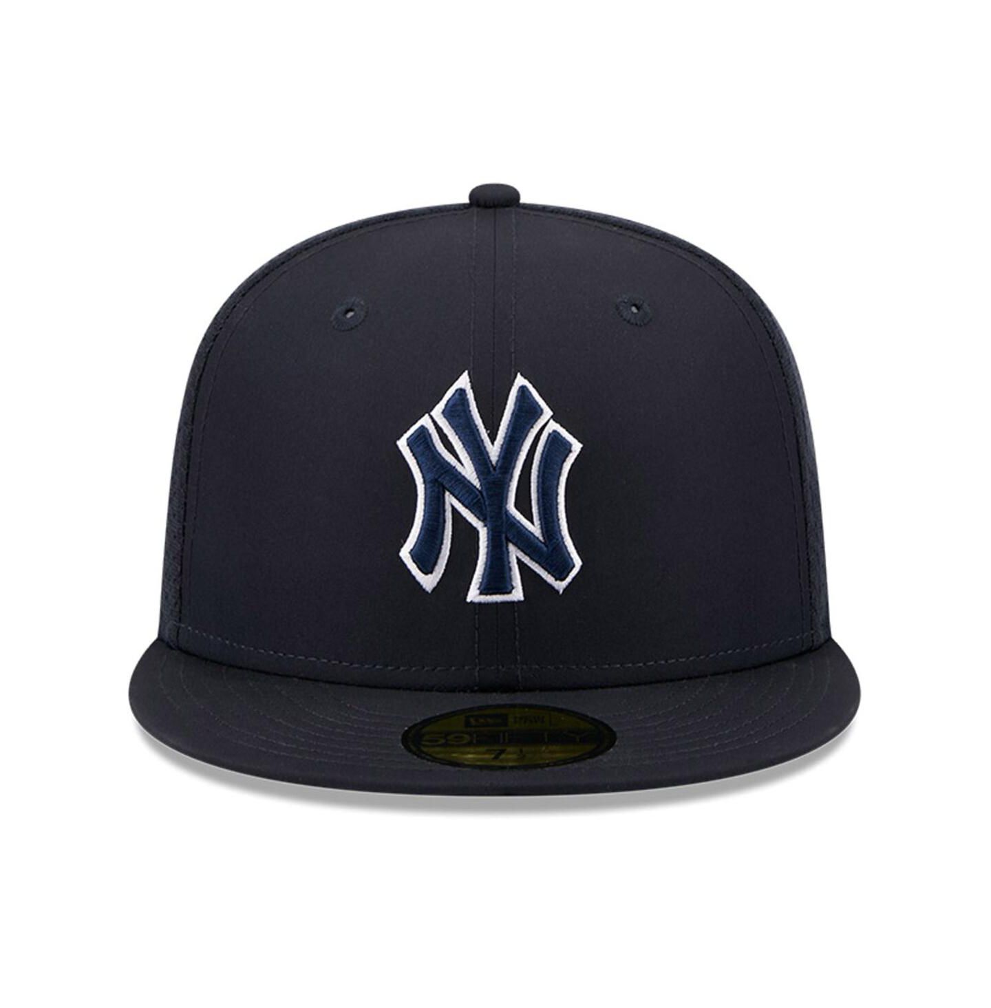 Мужская кепка New Era Navy New York Yankees 2026 Batting Practice 59FIFTY Fitted Hat — фото 2