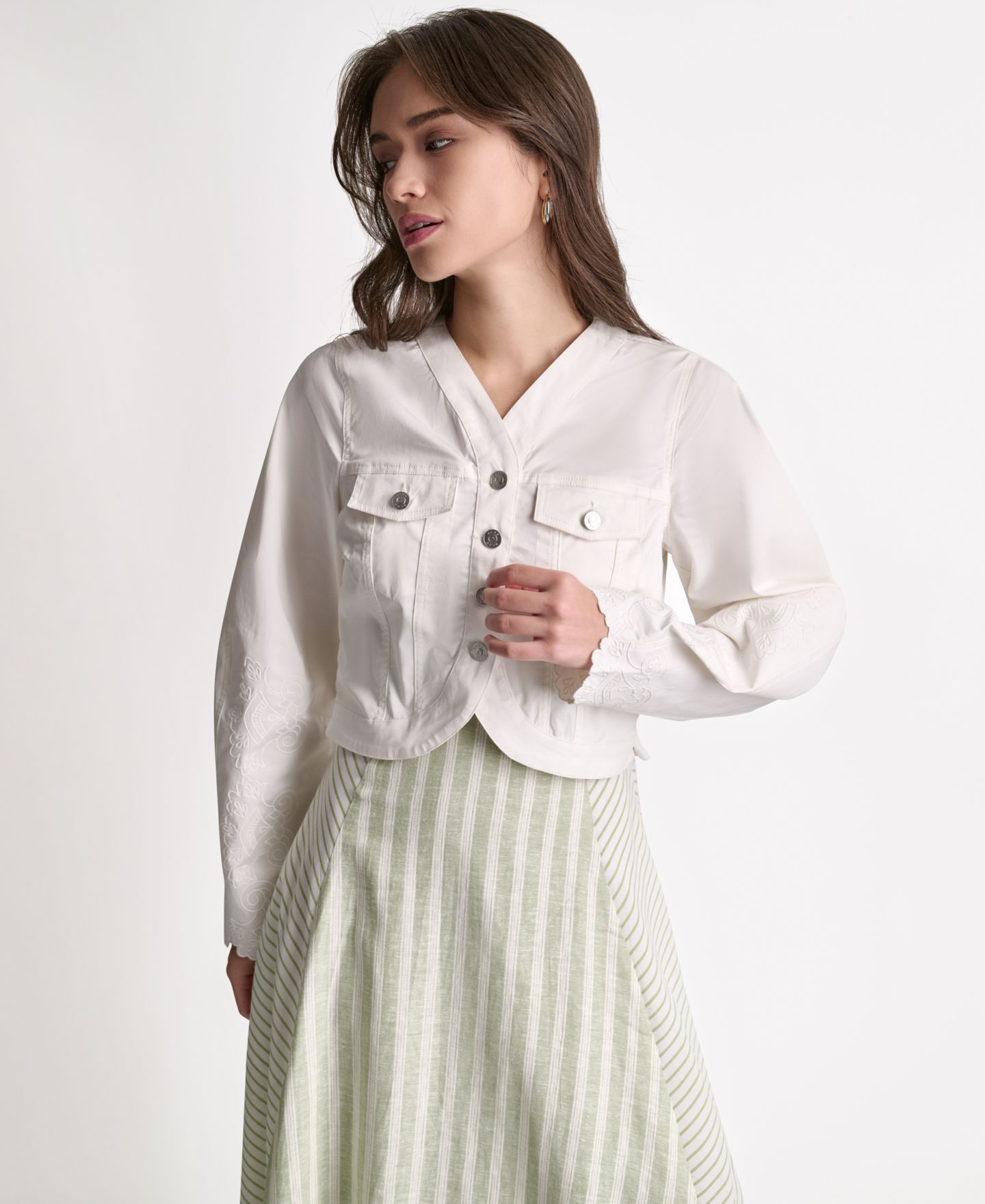 Женская куртка BCBG V-Neck Tulip Hem Cropped Jacket — фото 1