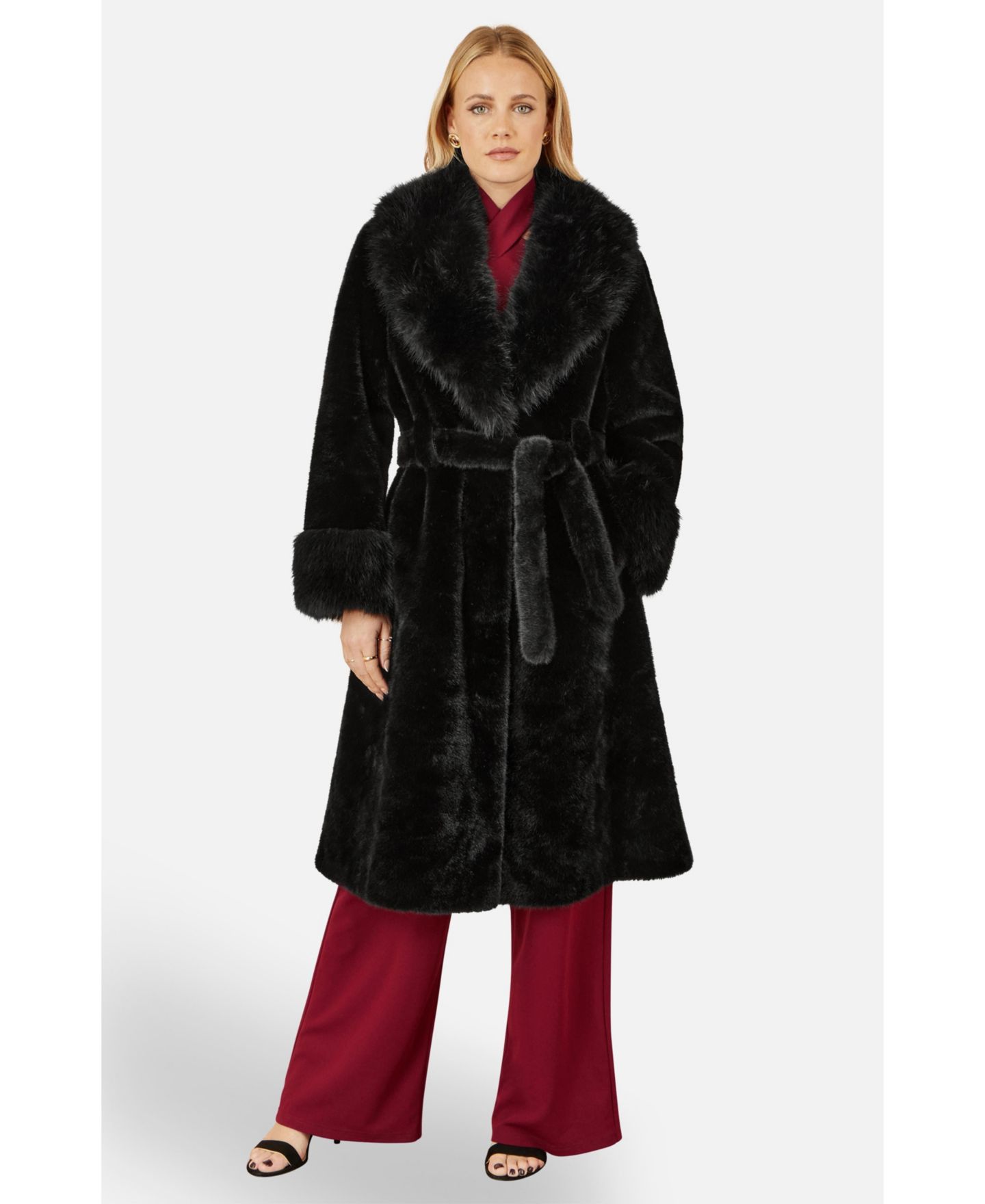 Женское пальто Yumi Oversize Collar Wrap Faux Fur, цвет: Чёрный — фото 5