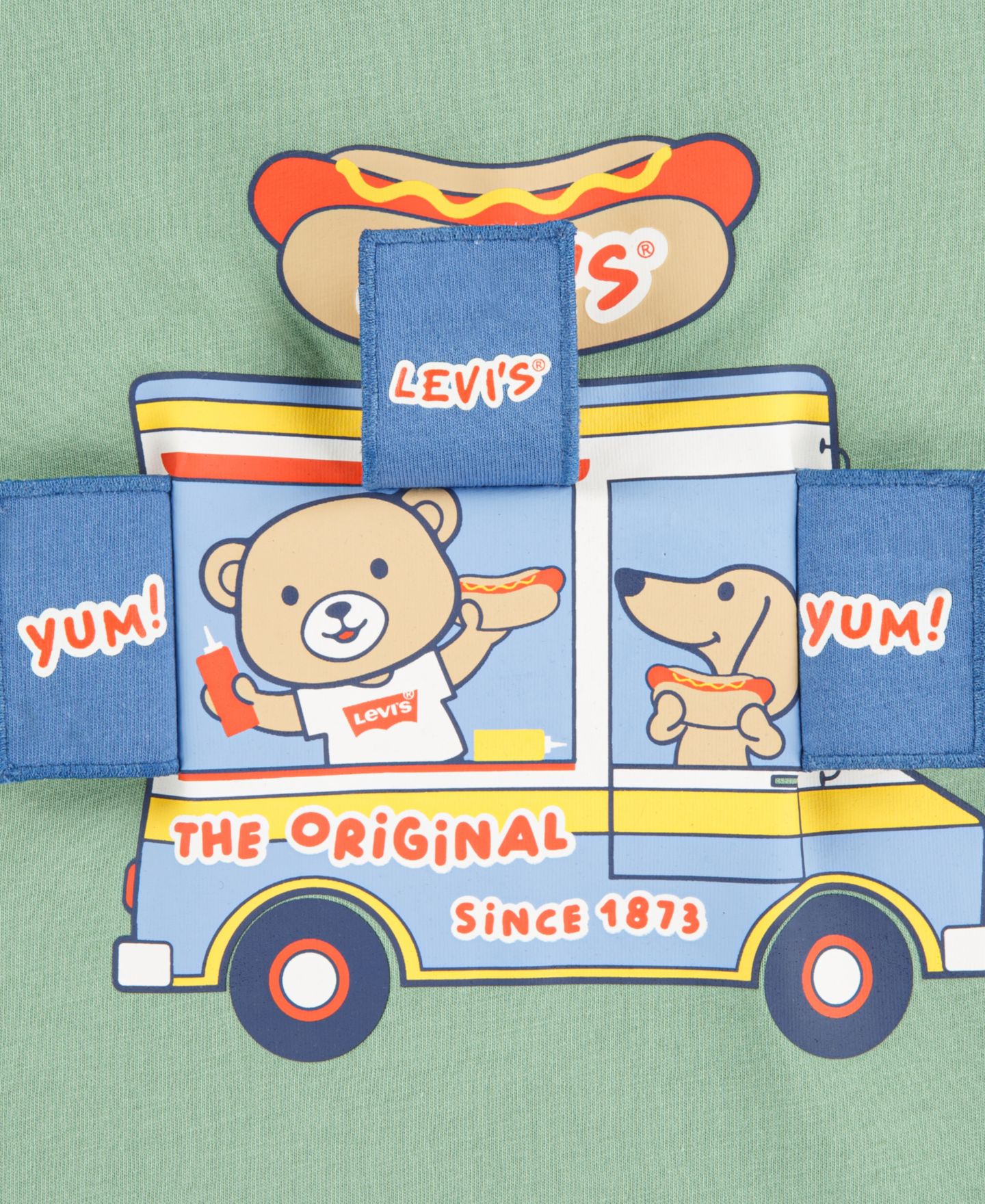 Детский комплект Levi's Hot Dog Truck для мальчиков 2T-4T: футболка и шорты, цвет: Зелёный / Синий шамбре — фото 3
