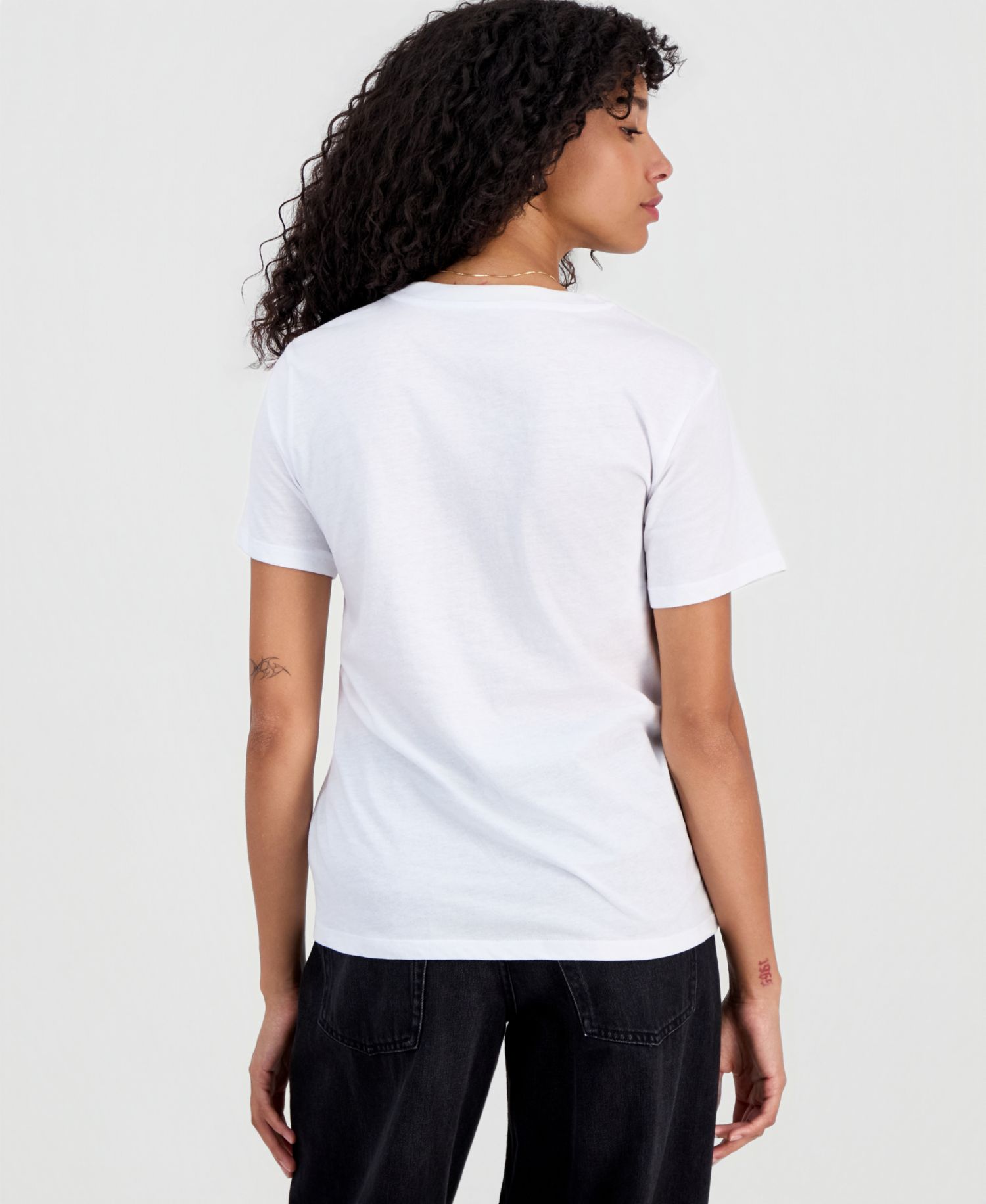 Juniors' Snoopy Bagel Club T-Shirt