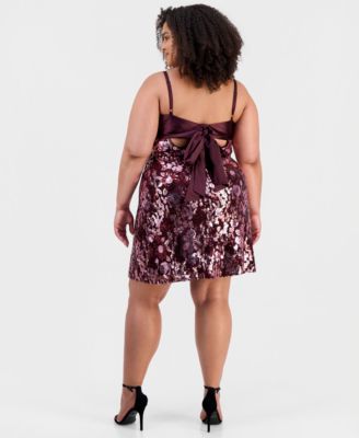 Women's Holiday Dresses