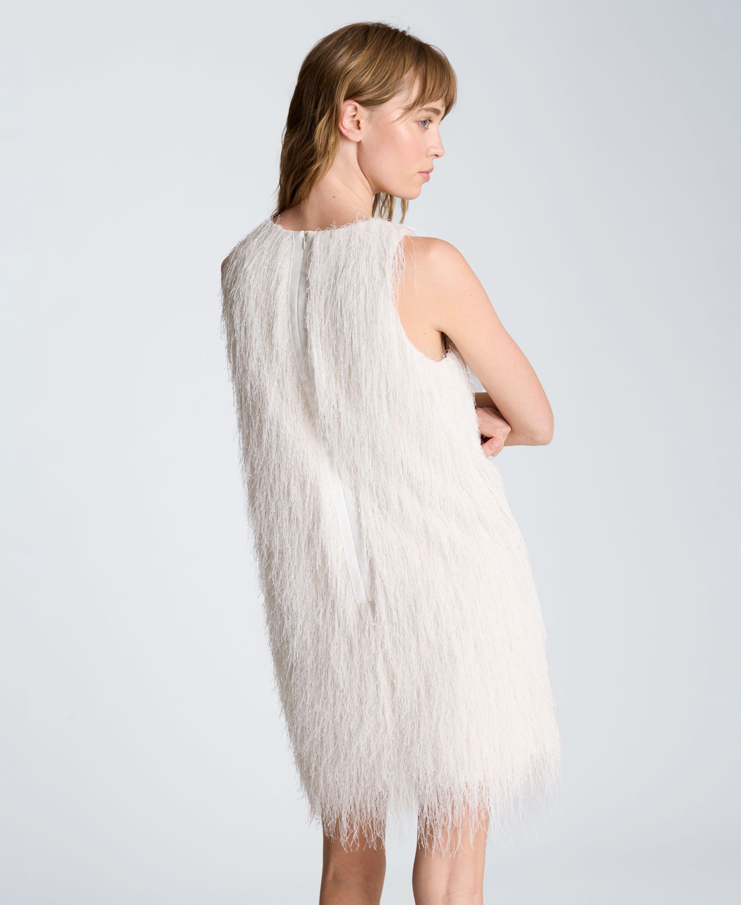 Женское платье Kenneth Cole Sleeveless Fringed Knit Mini, цвет: Устричный — фото 5