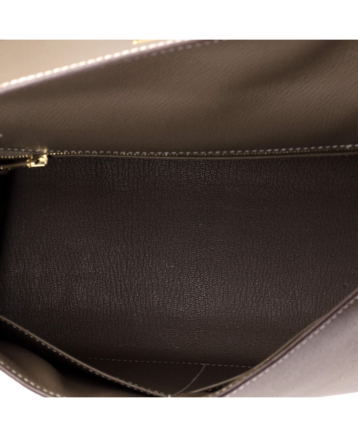 Pre-Owned HERMES Kelly 28 Handbag Epsom with Gold Hardware