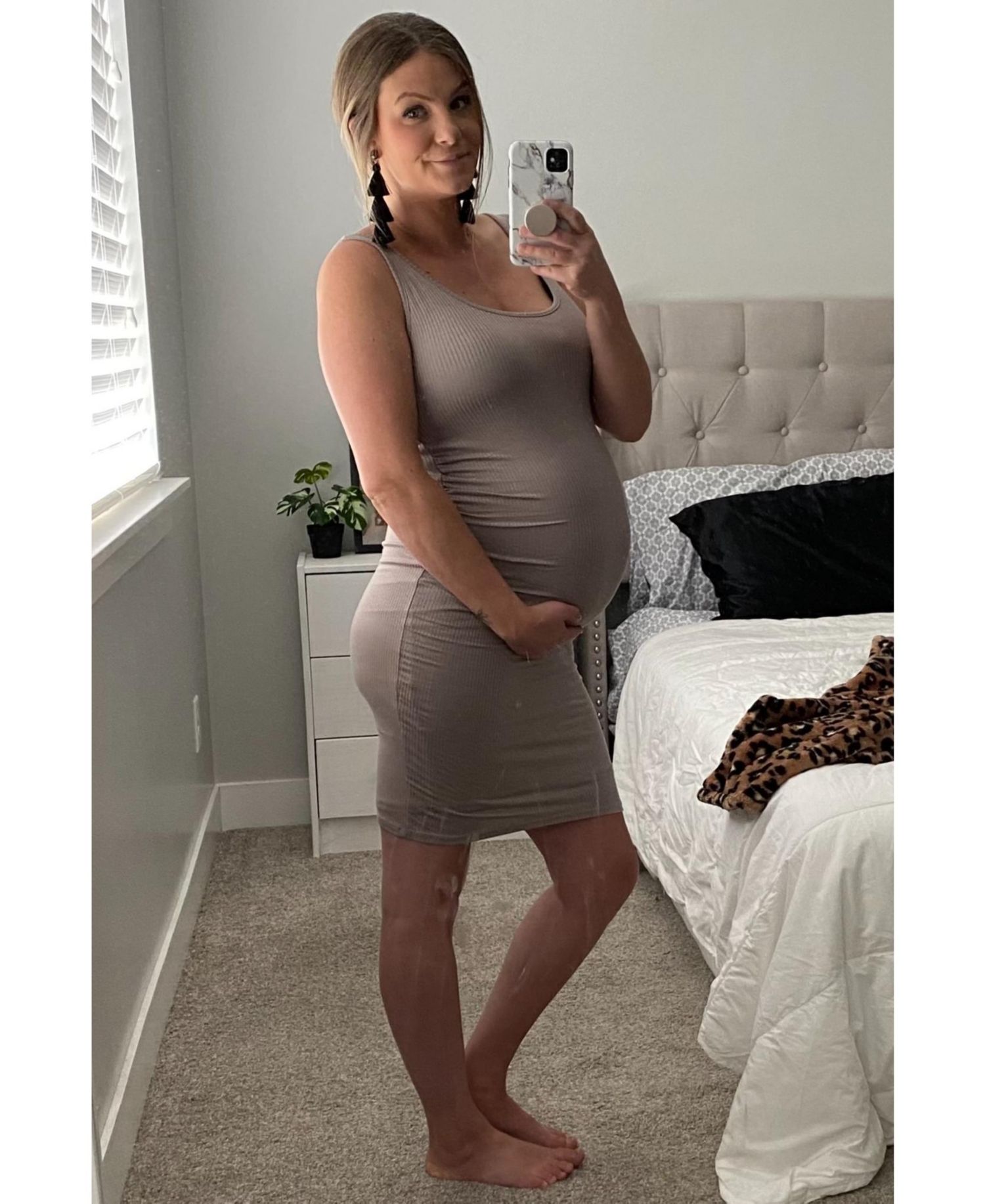 Women's Mocha Ribbed Ruched Sleeveless Dress