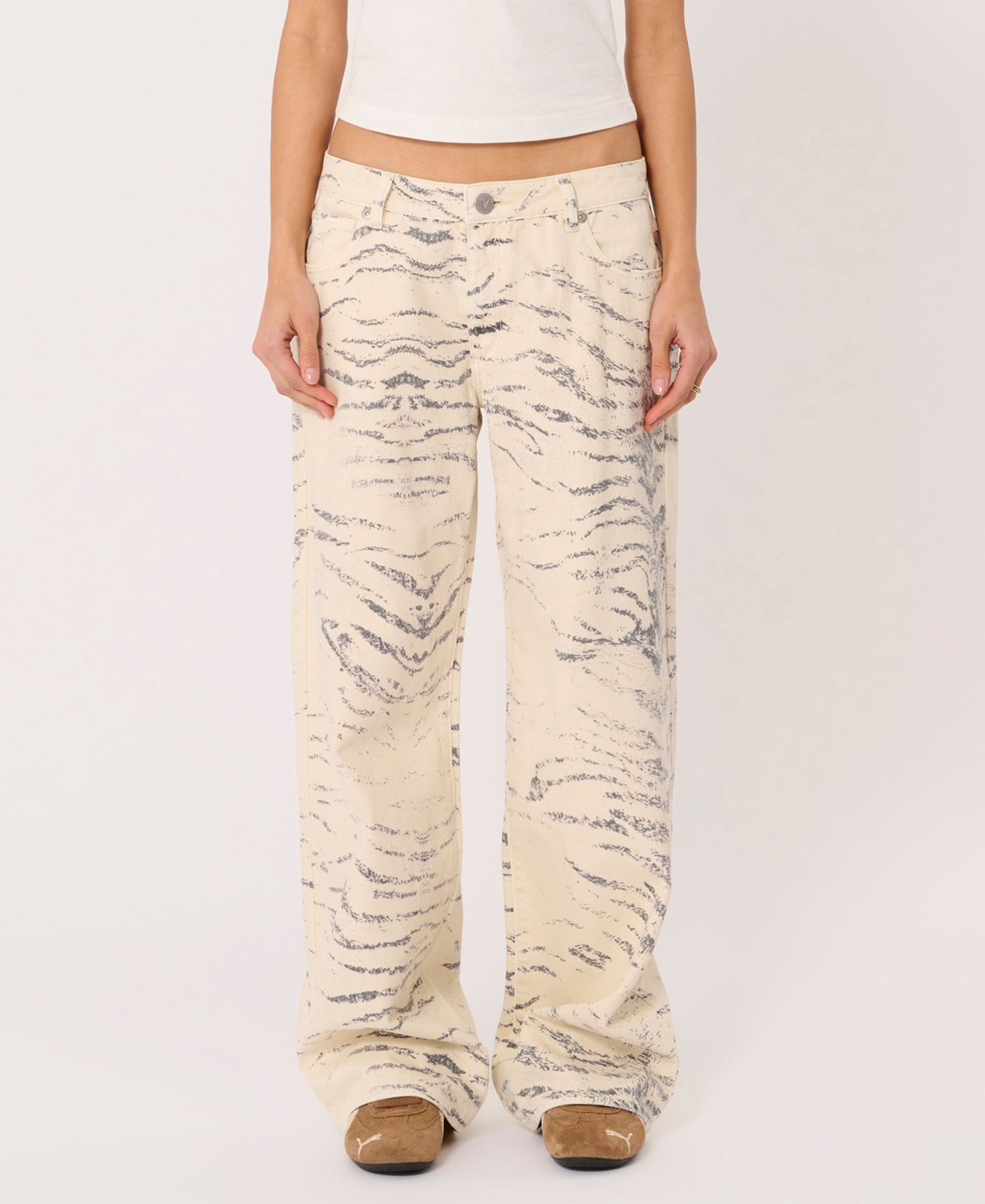 Женские джинсы Abrand 99 Valentina Baggy-Fit Wide-Leg, цвет: Beigekhaki — фото 1