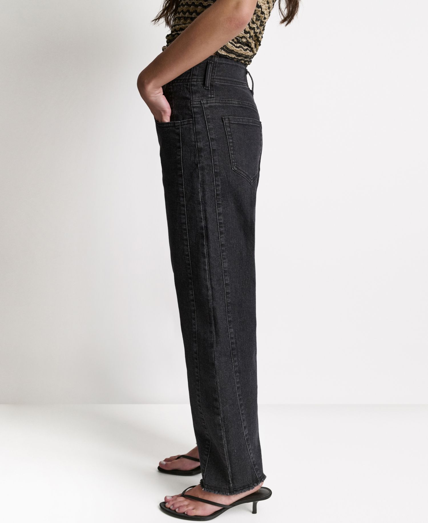 Women's Seamed Mid-Rise Loose-Fit Jeans