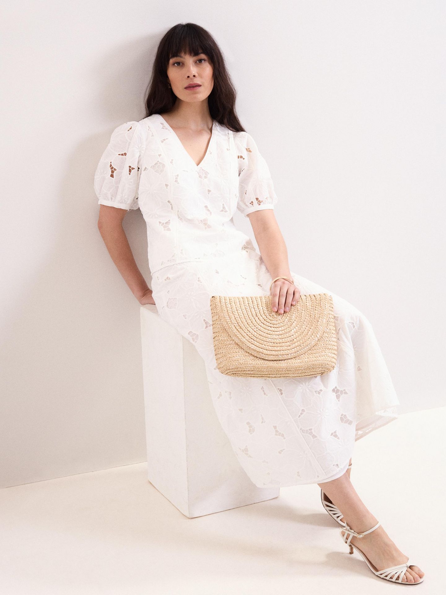 Женская блузка Phase Eight Marina V-Neck Lace, цвет: Слоновая кость — фото 6