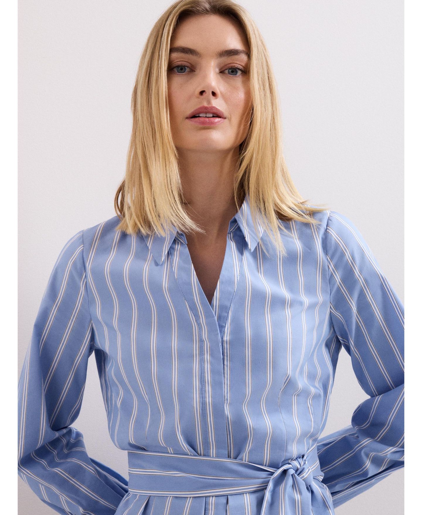 Женская рубашка Phase Eight Collared Statement-Belt, цвет: Синий — фото 5