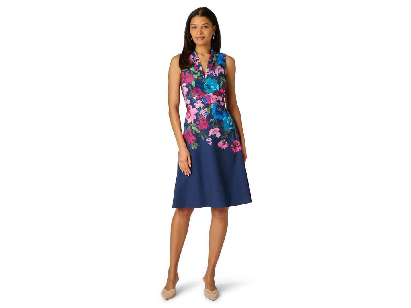 Женское платье Adrianna Papell Petite Border Floral V-Neck Midi, цвет: Тёмно-синий разноцветный — фото 1