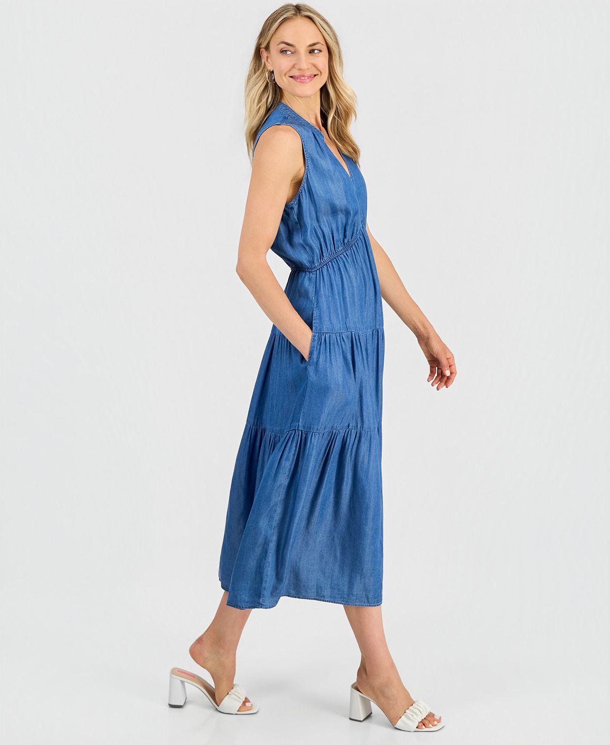Robbie Bee Women's V-Neck Sleeveless Tiered Midi Dress view 5 — MAYCSS fashion products