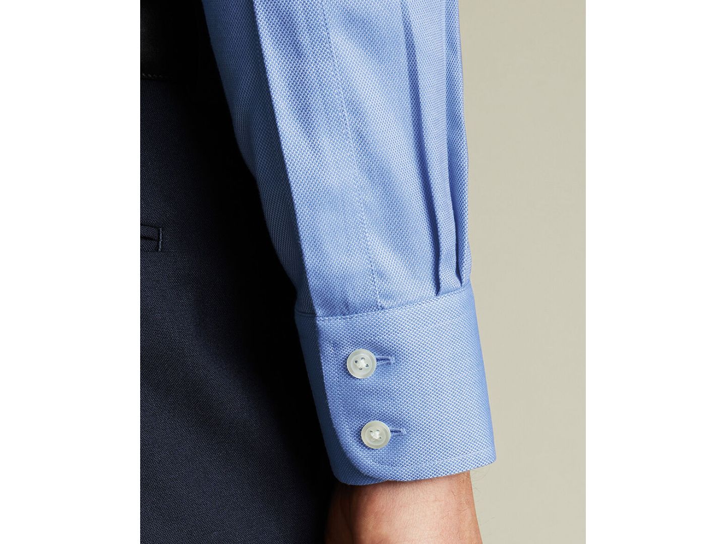 Мужская рубашка Charles Tyrwhitt Classic Collar Solid Dress Shirt, цвет: Средний синий — фото 3