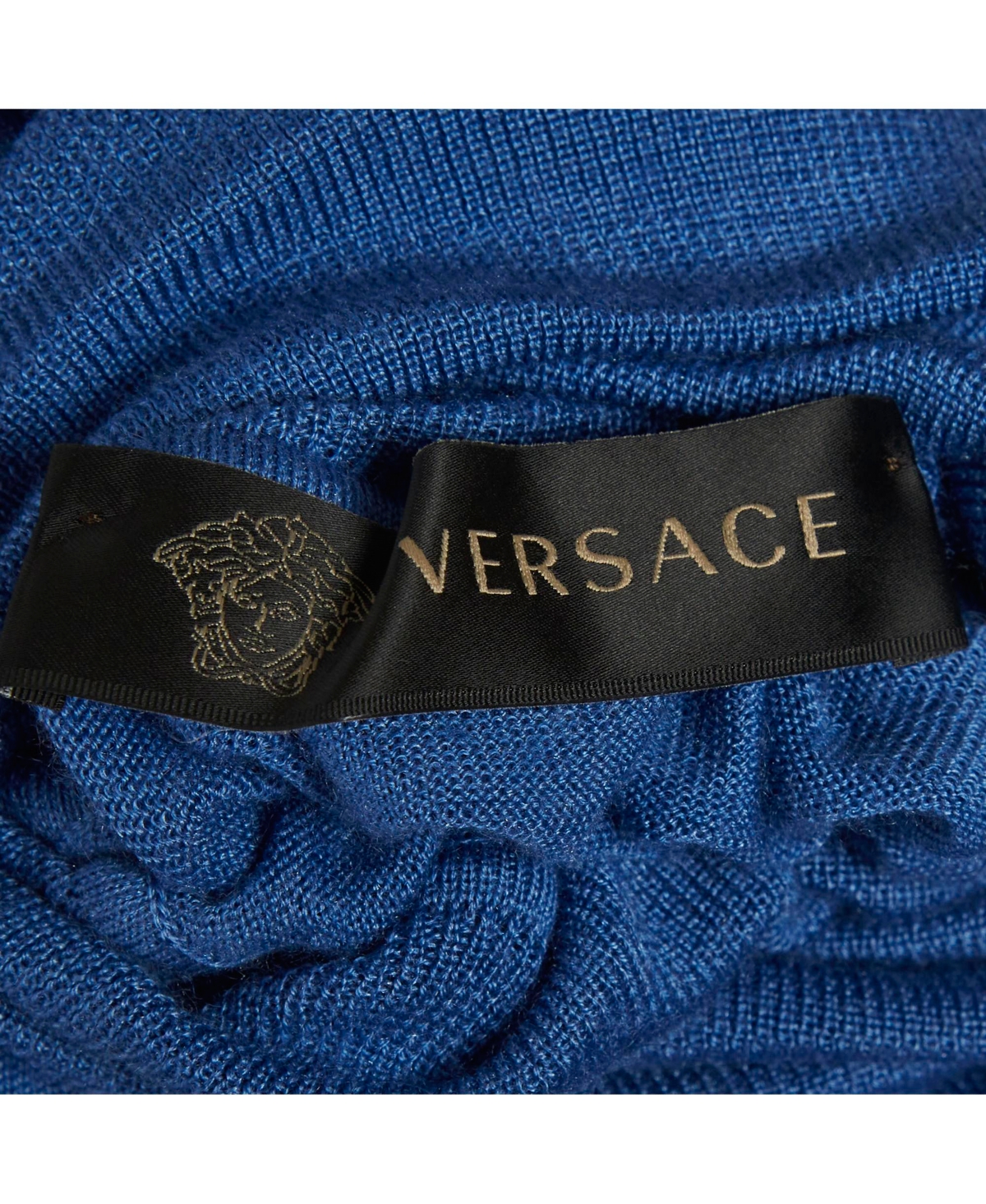 Pre-Owned Versace Women's Cashmere Knit Turtle Neck Sweater