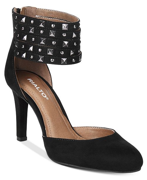 studded pumps flat