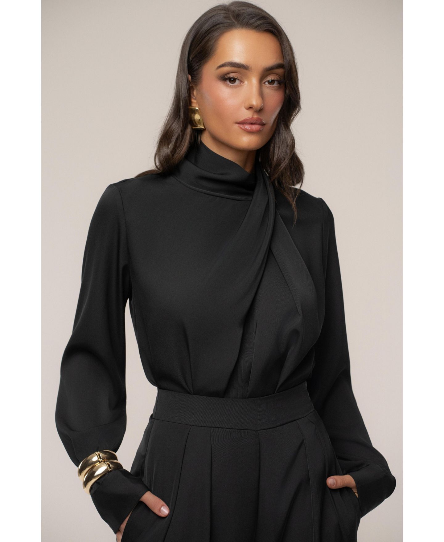 Женская блузка JLUXLABEL Alexa Satin Blouse, цвет: Чёрный — фото 9