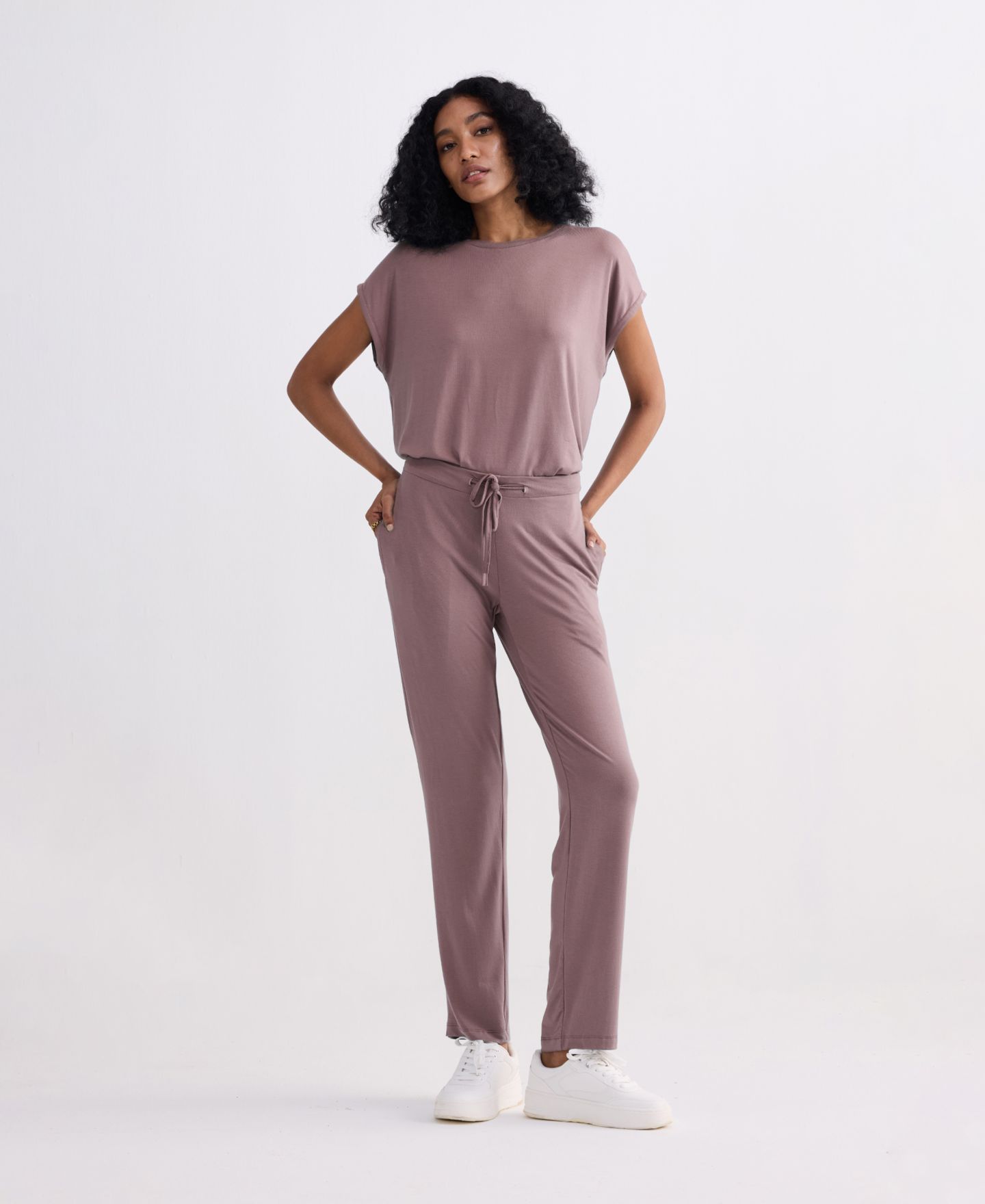Женская футболка Reistor Relaxed in Dusty Rose, цвет: Пыльный розовый — фото 6