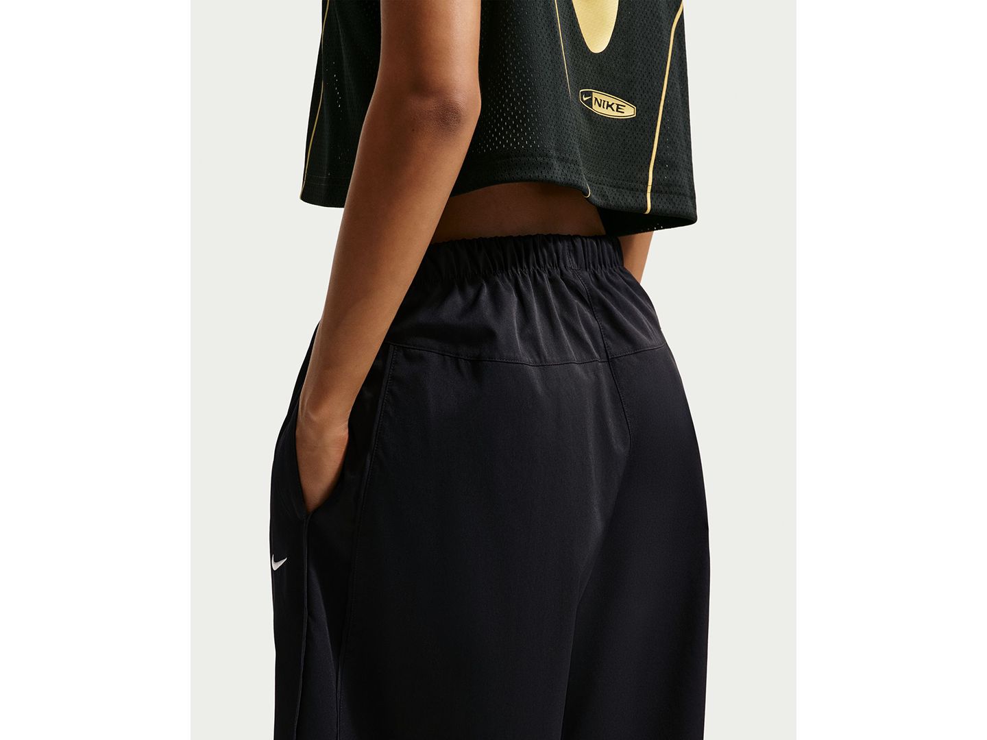 Женские брюки Nike Essentials Barrel Ankle-Length, цвет: Чёрный / Молочный — фото 5