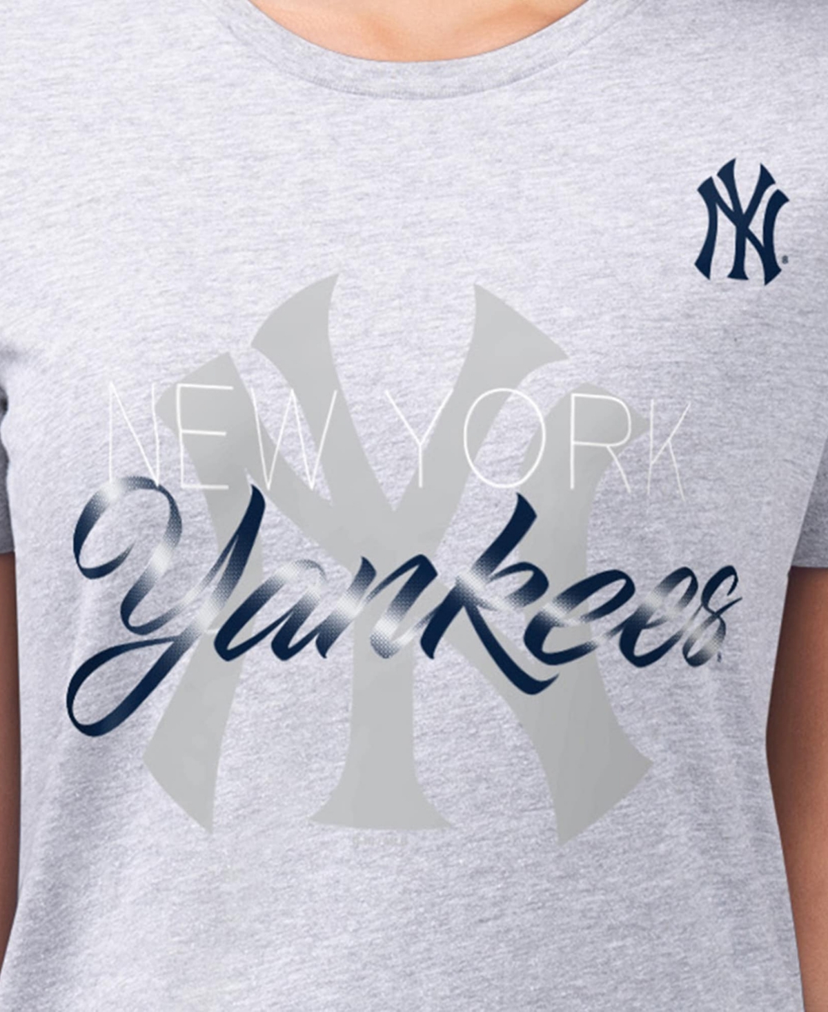 G-iii 4Her by Carl Banks Women's Heather Gray New York Yankees Super-Slim Fit Lightweight Shadow Logo Graphic T-Shirt