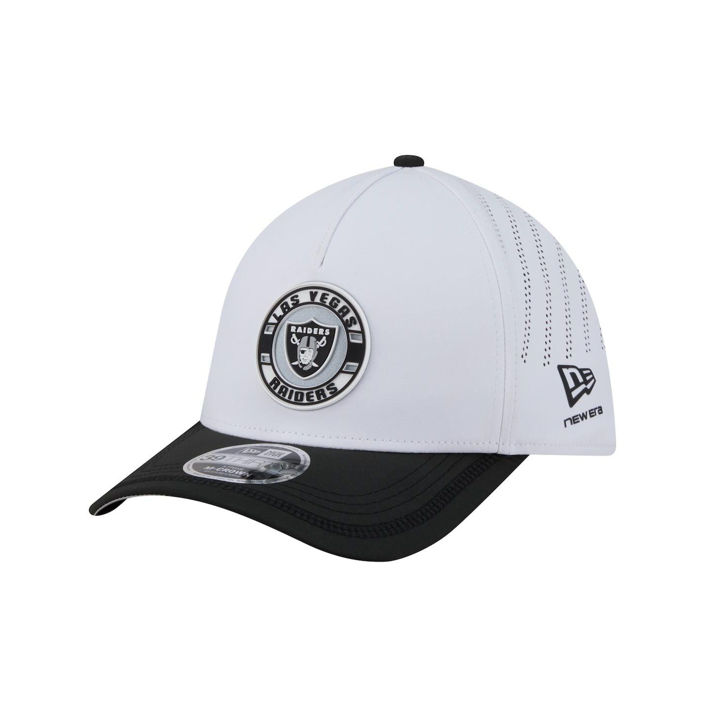 Мужская кепка New Era White/Black Las Vegas Raiders Patch 39THIRTY A-Frame M-Crown Perforated Flex Hat — фото 1
