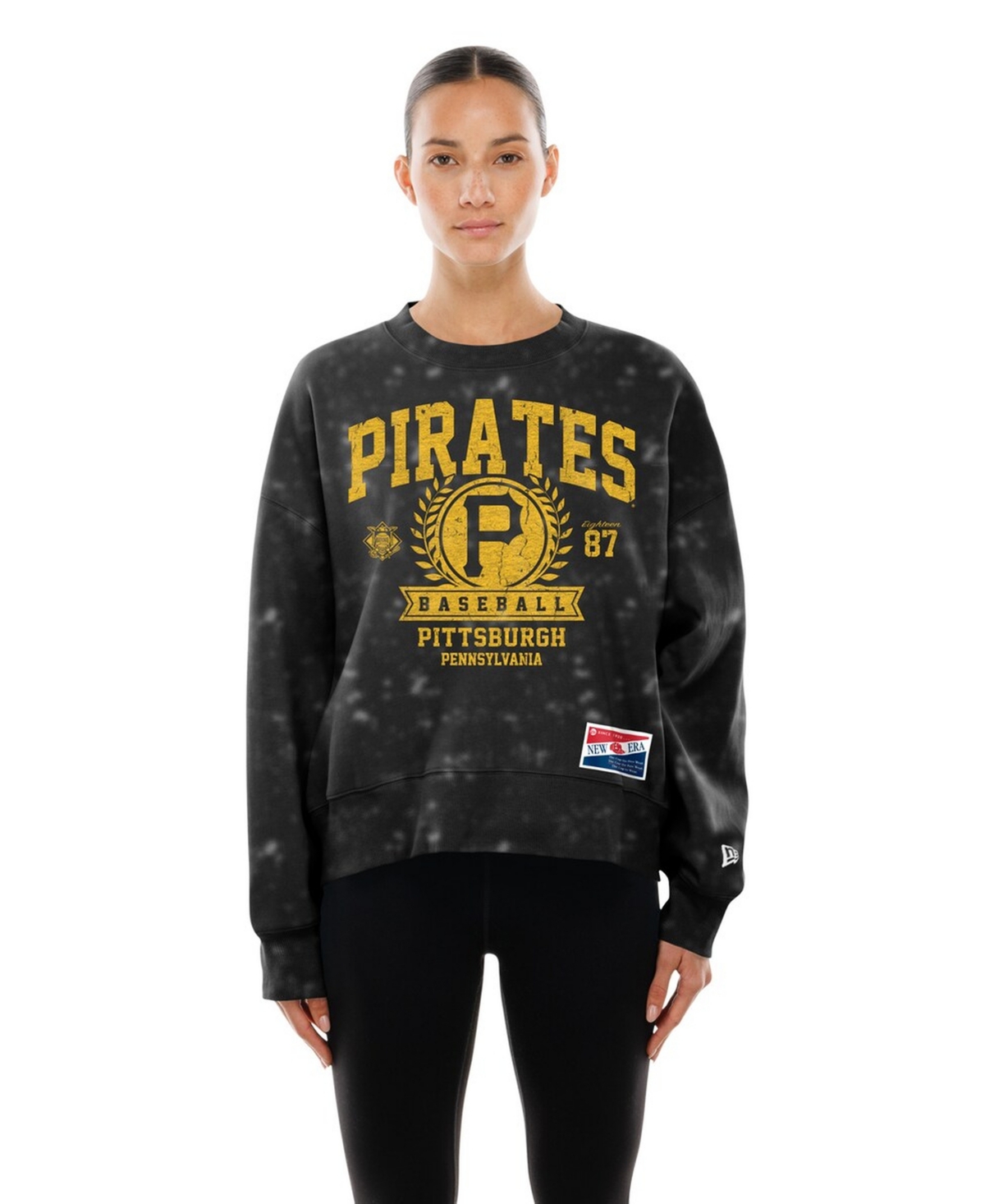 New Era Women's Black Pittsburgh Pirates Throwback Oversized Boxy Sweatshirt