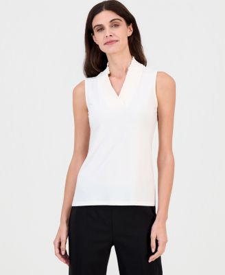 Women's Sleeveless Smocked V-Neck Top
