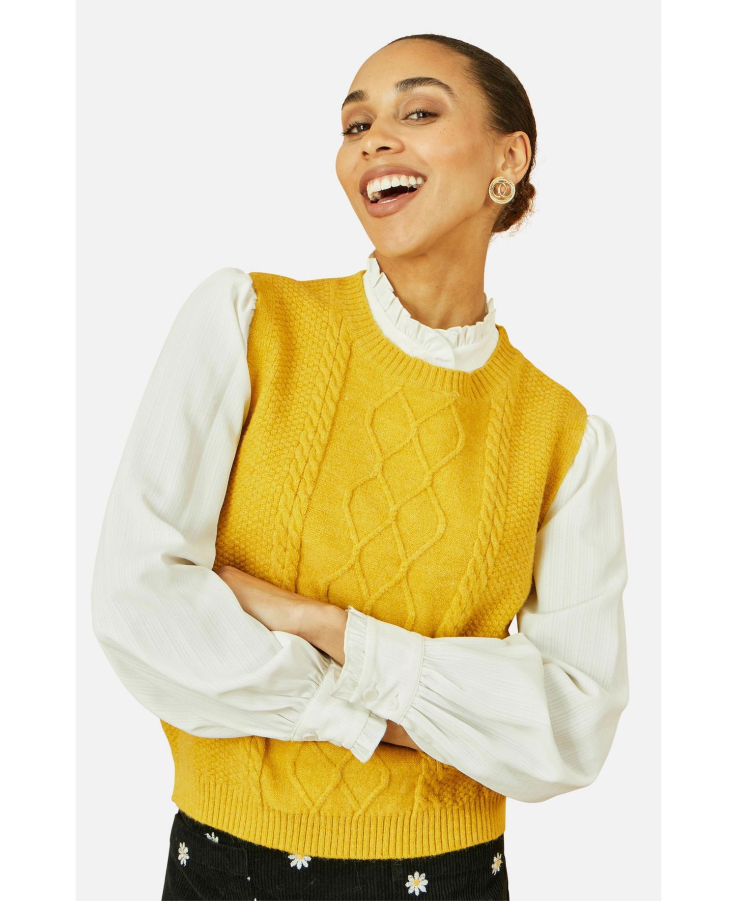 Women's Cable Knit Sleeveless Jumper
