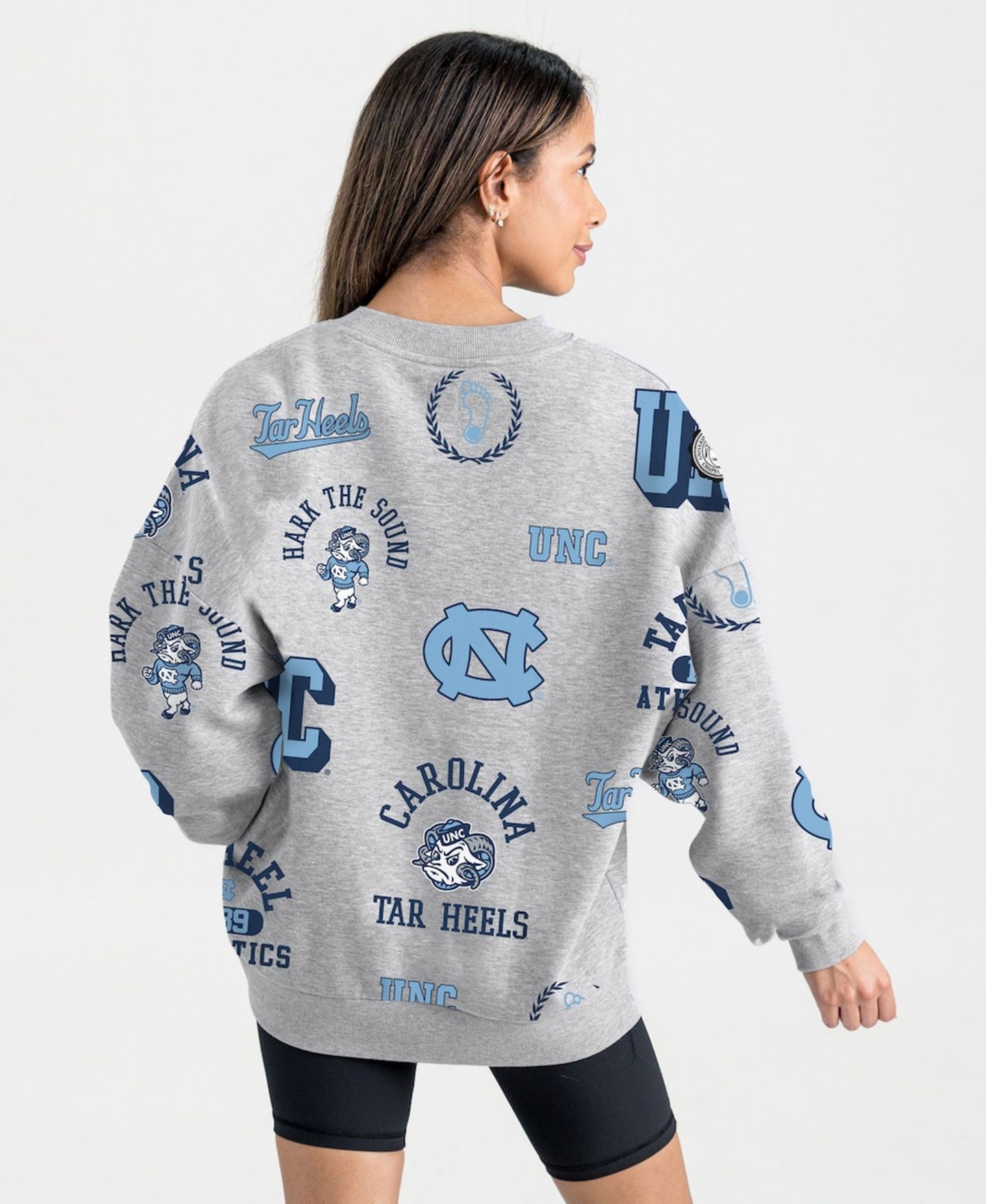 Женские толстовки Gameday Couture Gray North Carolina Tar Heels Always on Repeat Fleece — фото 2
