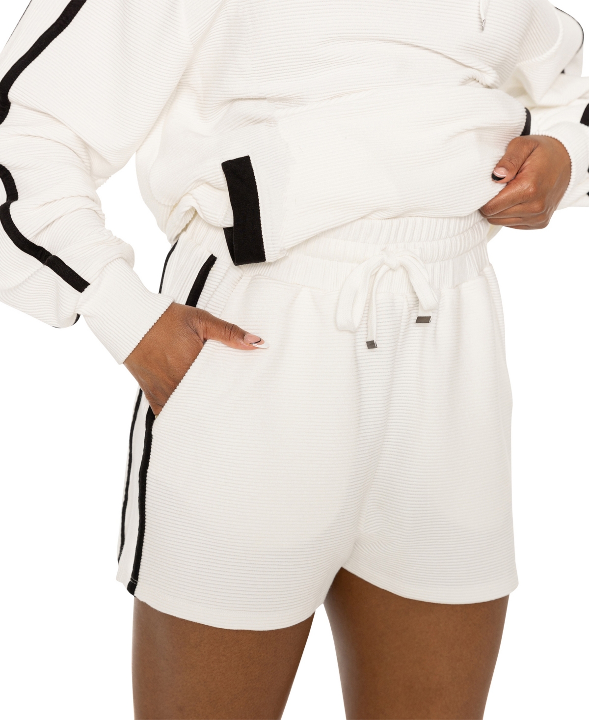 Gameday Couture Women's Cream Lsu Tigers Down, Set, Go Pullover Hoodie and Shorts Set
