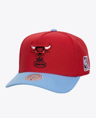 Men's Red Chicago Bulls Legendary Home Pro Pinch Snapback Hat
