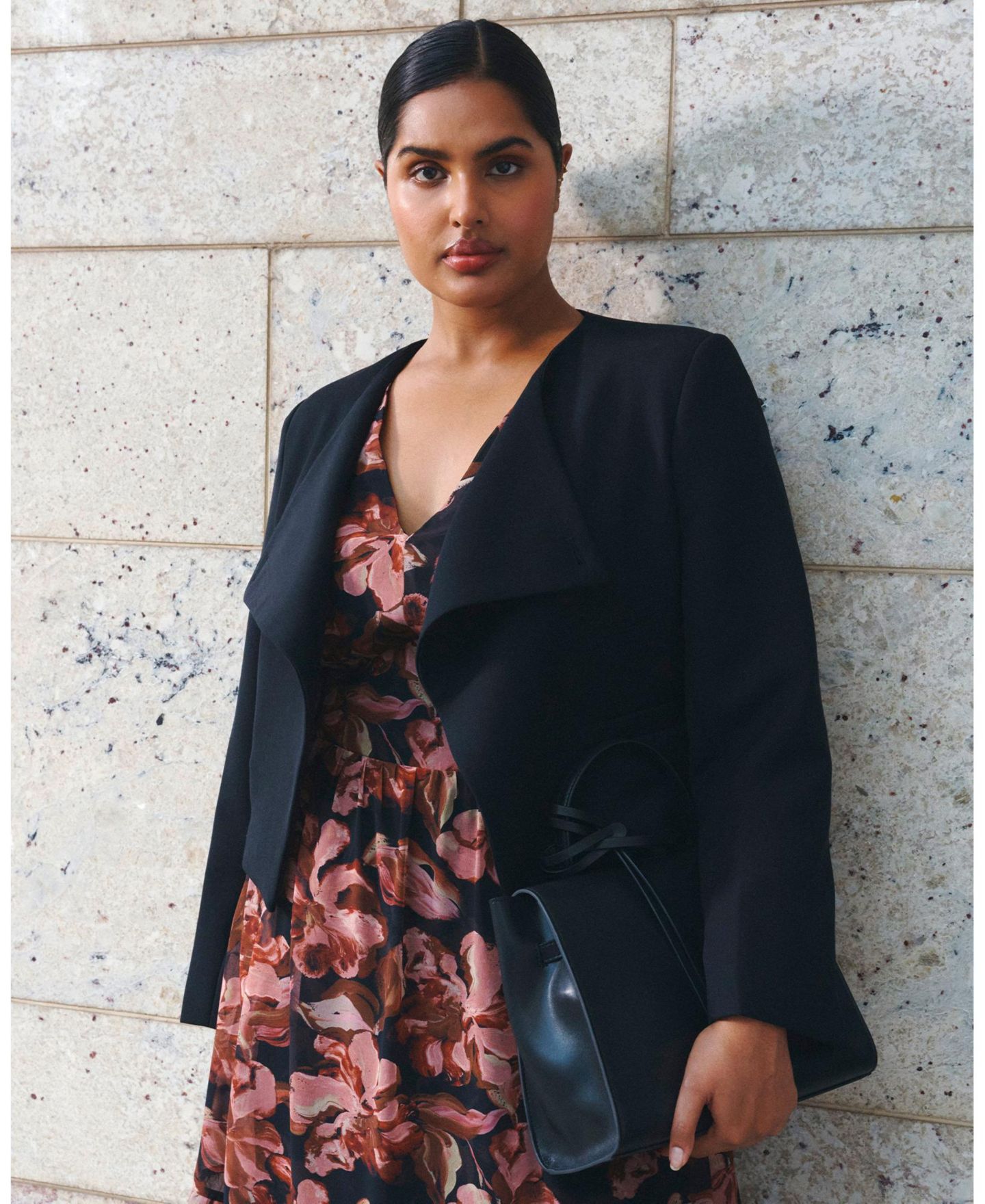 Женская куртка ESTELLE Plus size Eboni Cropped Assymetric Tailored, цвет: Чёрный — фото 6