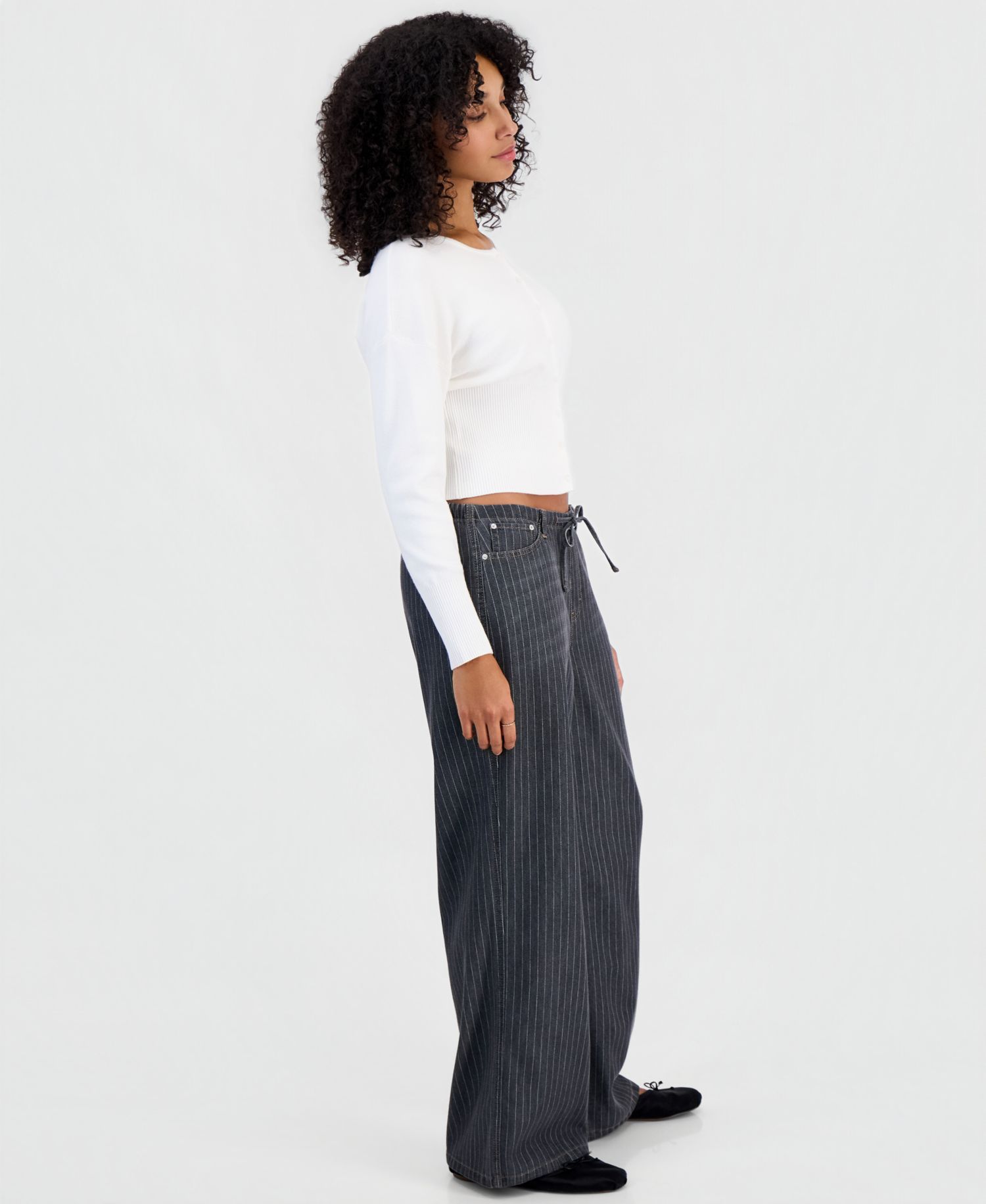 Juniors' Pinstripe Wide-Leg Pull-On Jeans