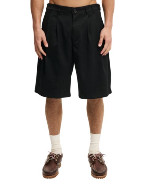 Мужские шорты Cotton On 9" Super Baggy Pleated, цвет: Чёрный