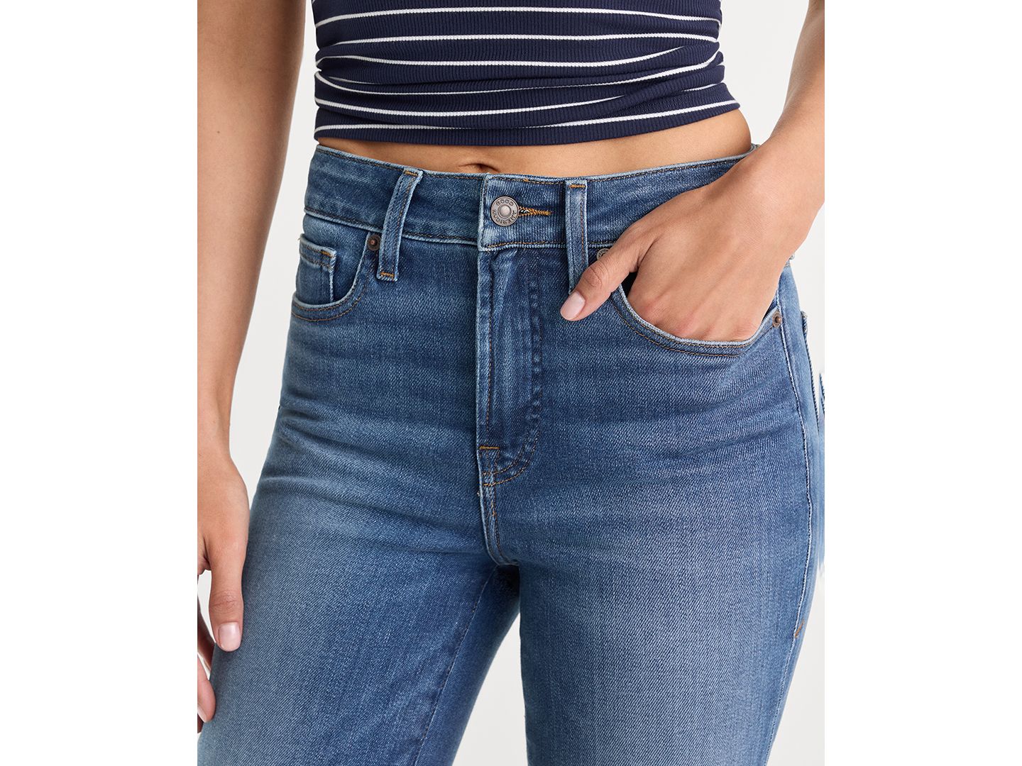 Женские расклёшенные джинсы Good American Soft Tech Good Legs, цвет: Индиго — фото 4
