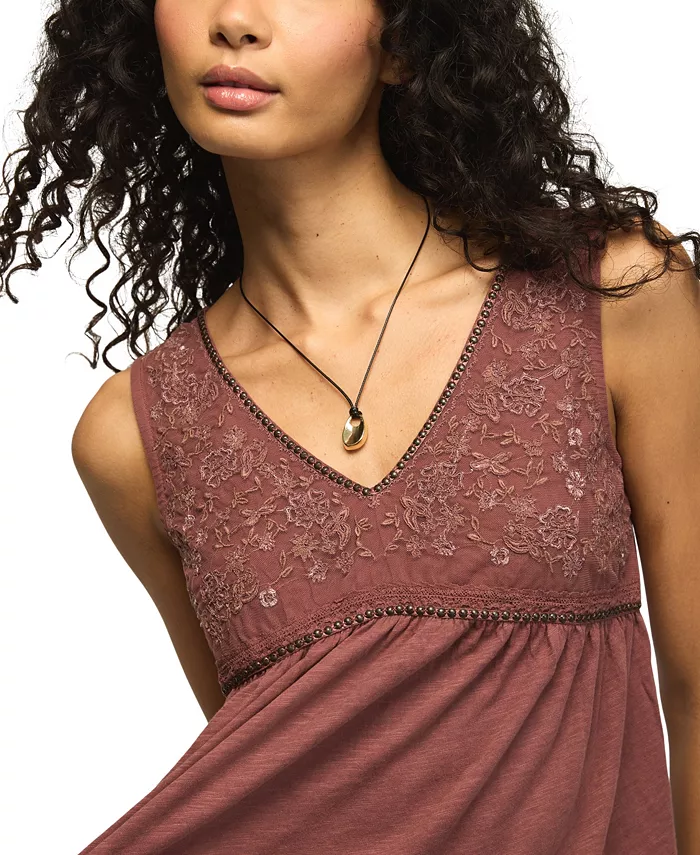 Women's Embroidered Stud V-Neck Tank Top - thumbnail 4