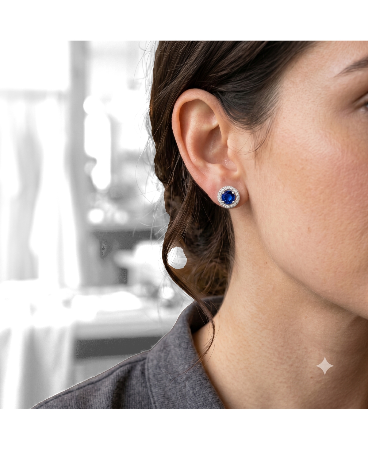 Simona Elegant Round Halo Cz Stud Earrings
