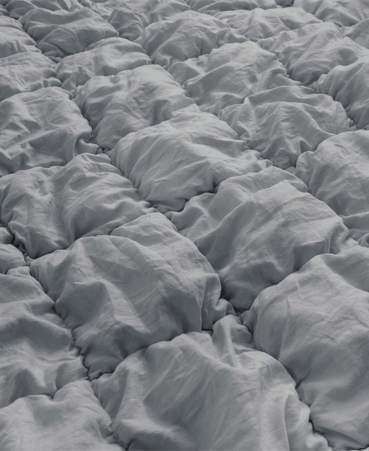Unikome Modern Style Pintuck All Season Comforter
